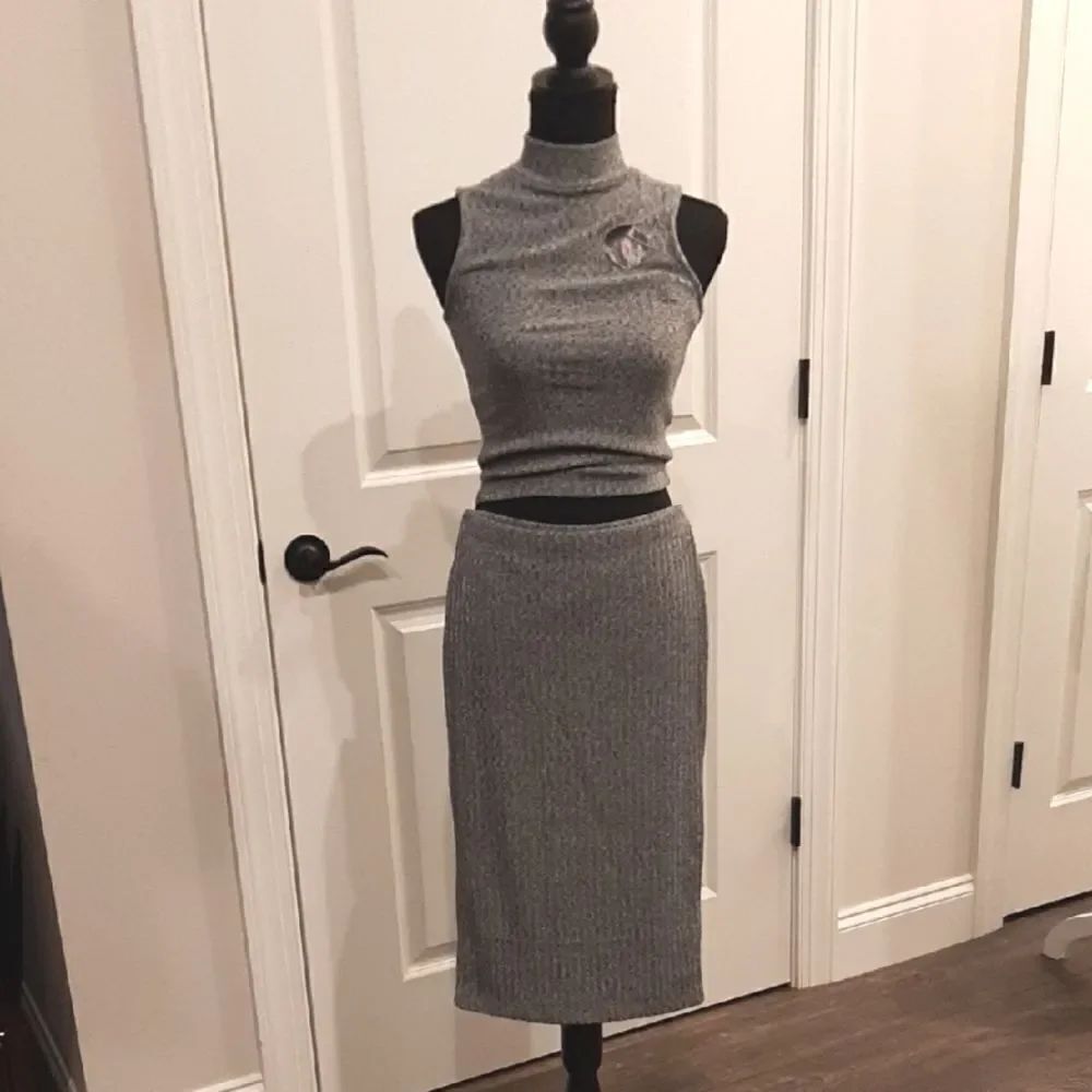 Gray Two Piece Sweater Pencil Skirt Set